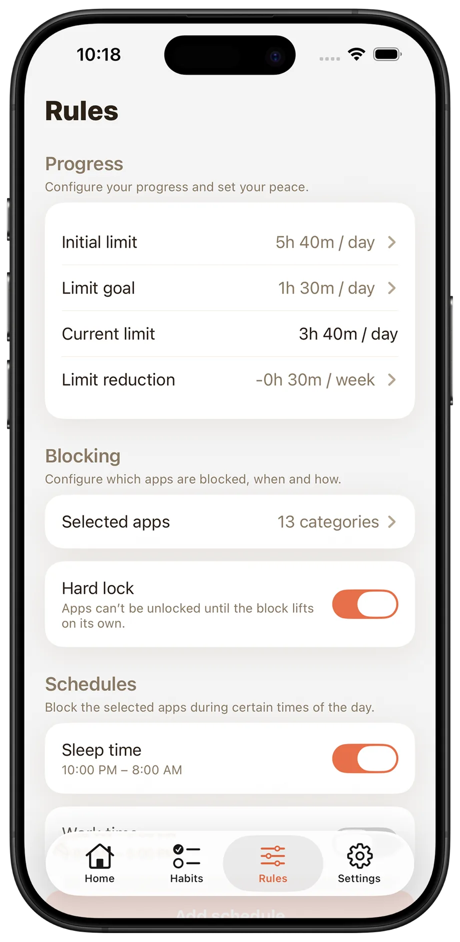 HourBack Rules screen showing the daily limit, blocked app selection and schedules